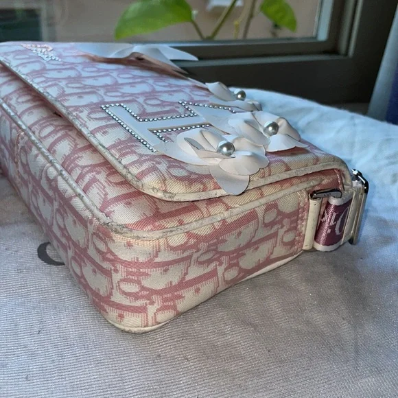 Christian Dior Girly crossbody bag - Picture 10 of 16